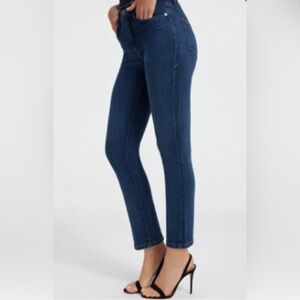 Good American Good Legs Straight Jeans Size 4/27